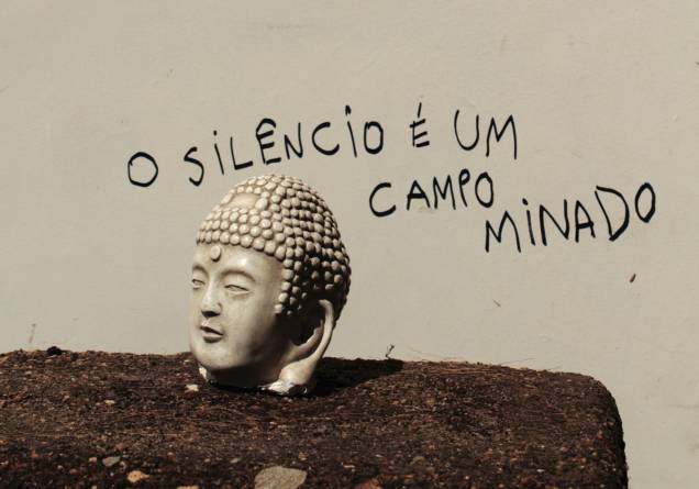 O Silêncio é um Campo Minado (2012 ), obra de Cabelo