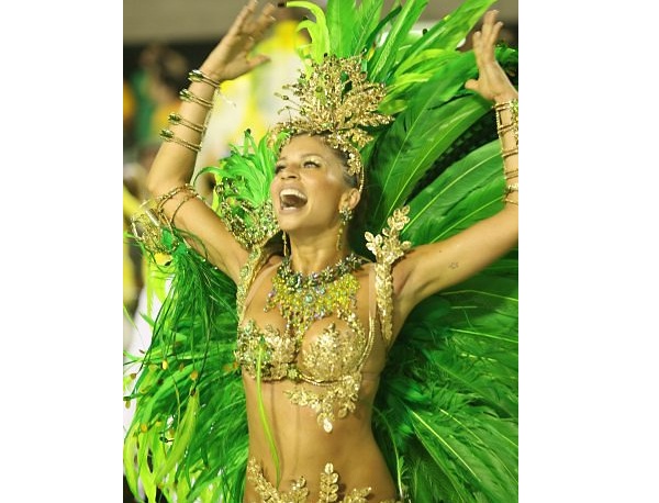 Além da profissão de atriz, a ex-BBB Grazi Massafera arrematou o posto de rainha de bateria da Grande Rio quando deixou a casa do reality show. A paranaense permaneceu coroada por dois anos, de 2007 a 2008. No primeiro, a ex-Miss Paraná desfilou com fanta<br> Além da profissão de atriz, a ex-BBB Grazi Massafera arrematou o posto de rainha de bateria da Grande Rio quando deixou a casa do reality show. A paranaense permaneceu coroada por dois anos, de 2007 a 2008. No primeiro, a ex-Miss Paraná desfilou com fanta<br>