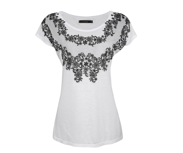 Blusa branca em chiffon com transparência. R$ 39,90<br>