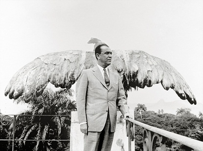 O presidente Juscelino Kubitschek no heliporto do Palácio do Catete, em 1959, em flagrante de Flávio Damm, um dos mais destacados fotógrafos de O Cruzeiro<br>
