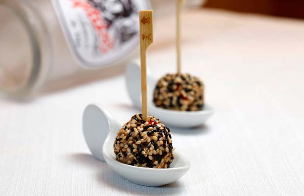 Tuna sesame: prato da culinária japonesa<br> Tuna sesame: prato da culinária japonesa<br>