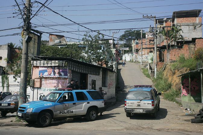 Polícia no Morro da Pedreira