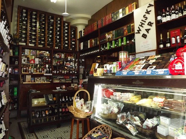 Aberto desde de 1953, o bar Villarino era reduto de intelectuais no Centro.