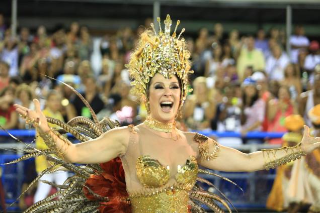 Beija-Flor é a escola campeã do Carnaval 2015