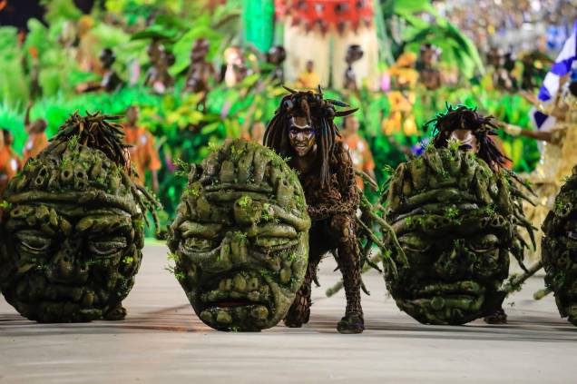Beija-Flor é a escola campeã do Carnaval 2015 Beija-Flor é a escola campeã do Carnaval 2015
