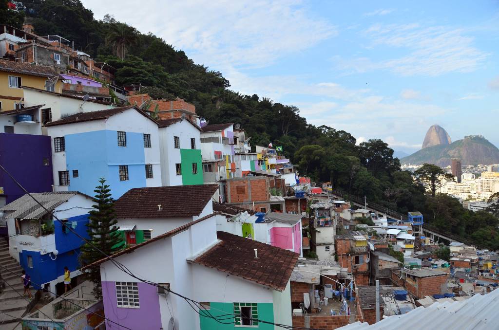 Vista_Favela_Santa_Marta_Pao_de_Acucar