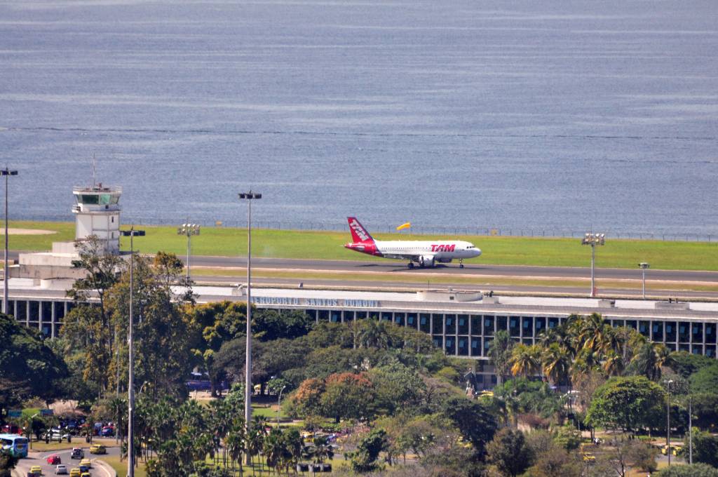 Santos Dumont: aeroporto vai abrir uma hora mais cedo, às 4h
