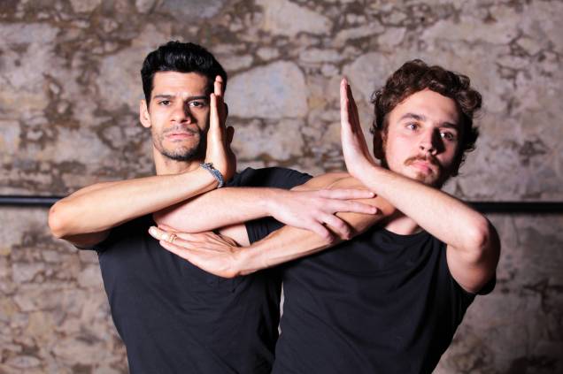 Danilo DAlma e Thiago Soares misturam balé e hip hop