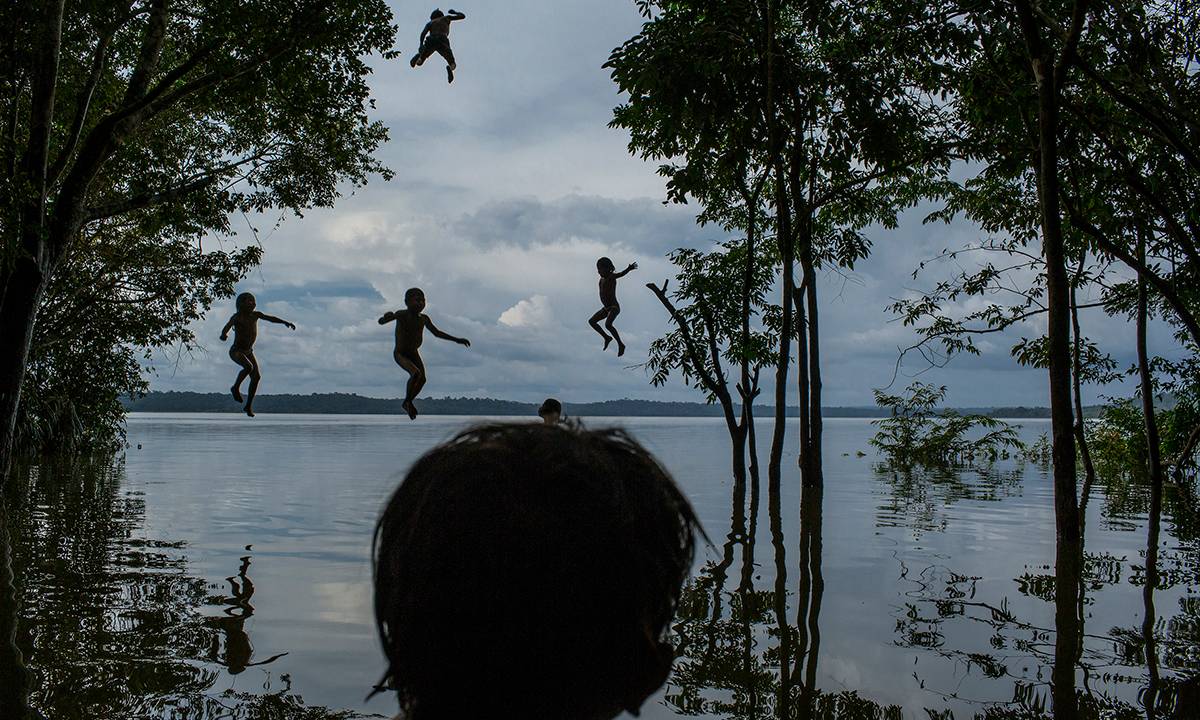 © Mauricio Lima - Amazon's Tribe - FB Insta