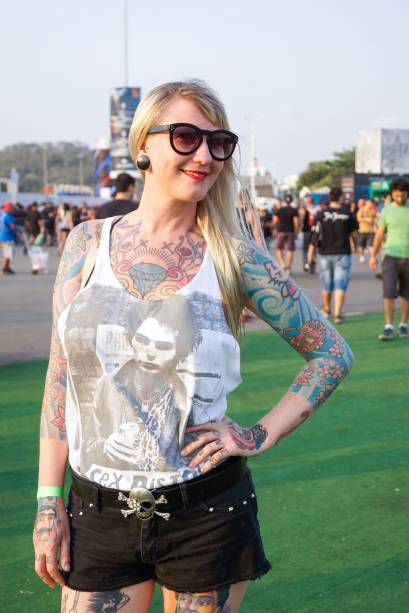 Priscila Karen Silva: 48 desenhos pelo corpo