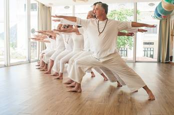 yoga no espaço nirvana