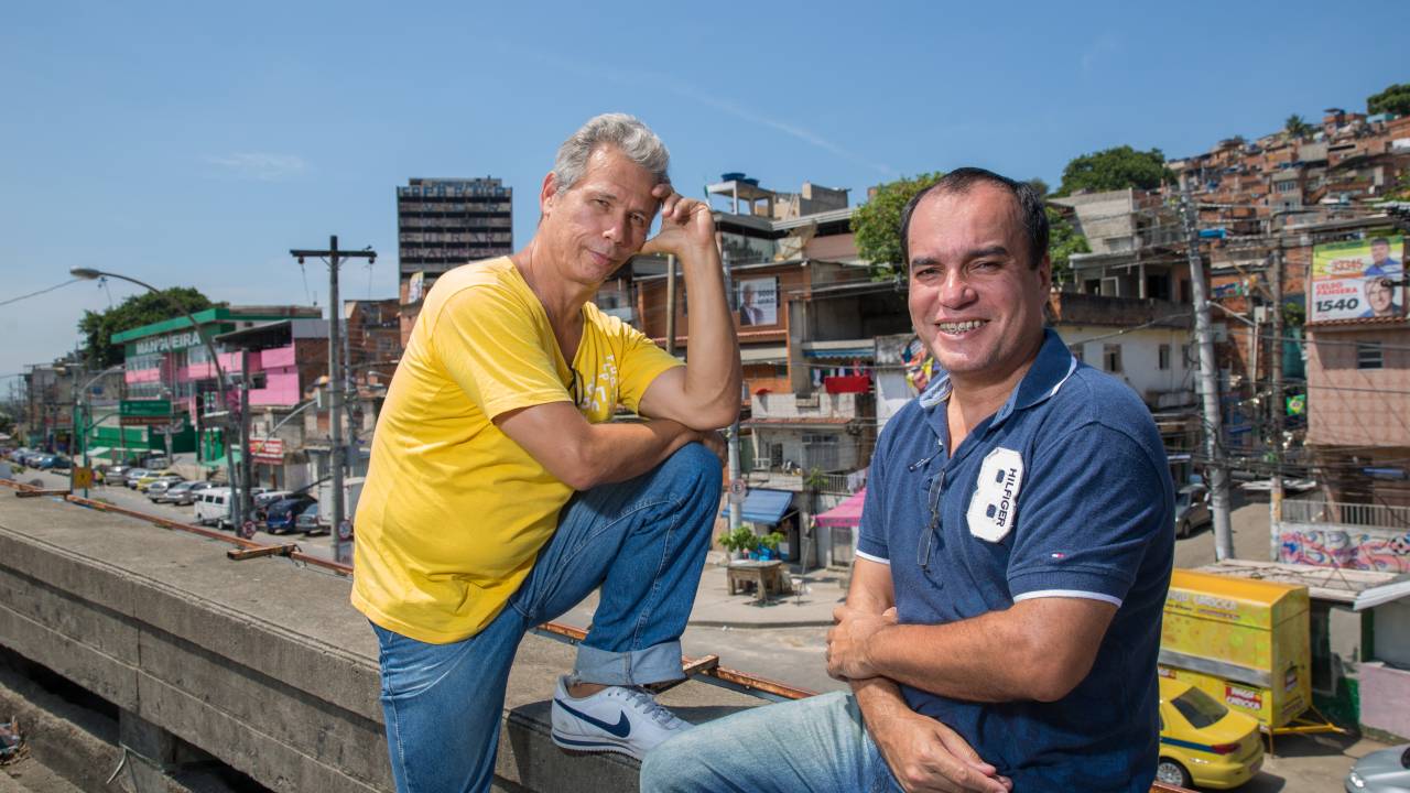 Julio Ludemir e Ecio Salles na Mangueira