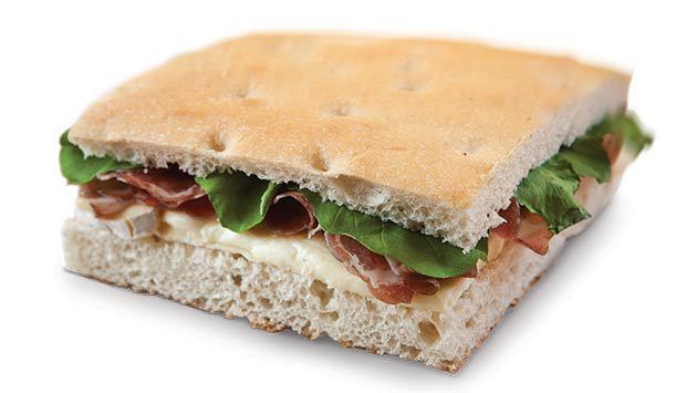 Focaccia: pão italiano aquecido em forno de pedra quente é usado em 21 sanduíches da rede