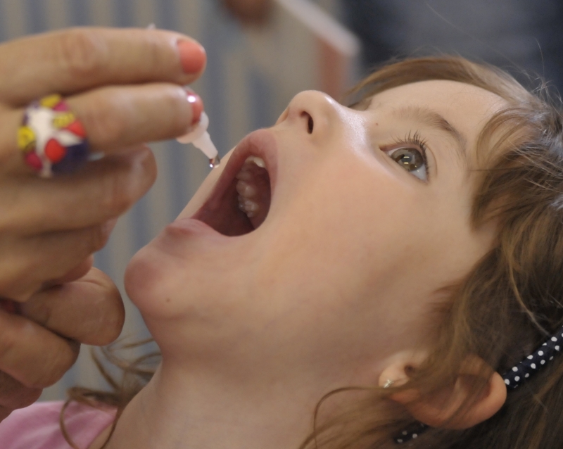 Campanha contra a poliomelite