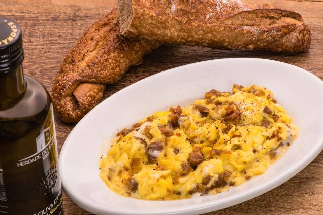 Ovos mexidos com alheira: sugestão no El Gordo Ovos mexidos com alheira: sugestão no El Gordo