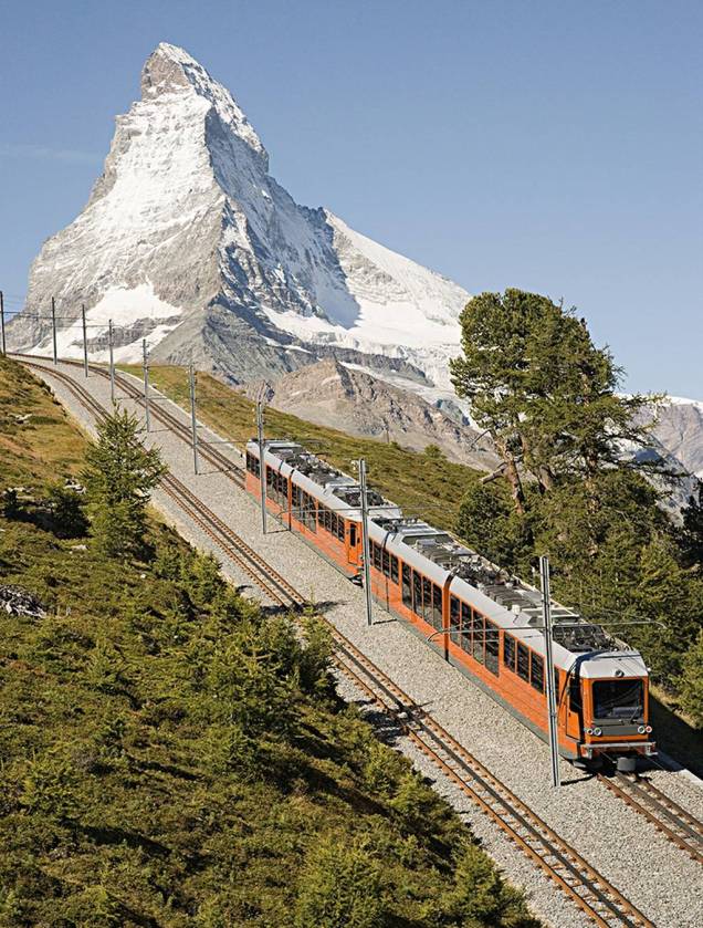 Zermatt, na Suíça, é cercada por montanhas pitorescas como o impressionante monte Matterhorn