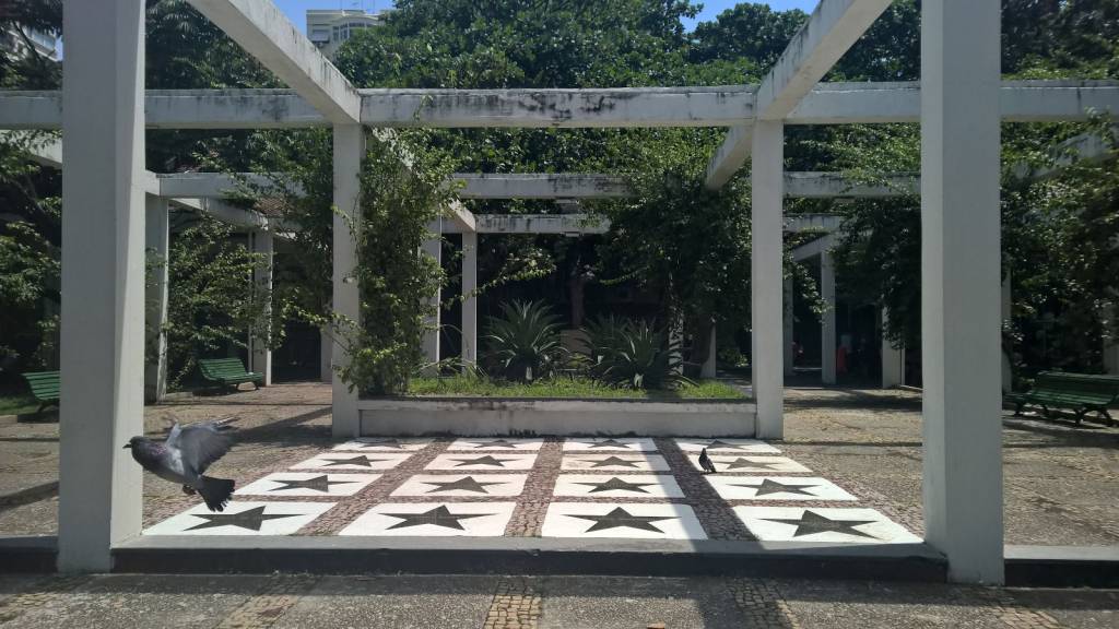 Festa marca processo de revitalização da Praça do Lido