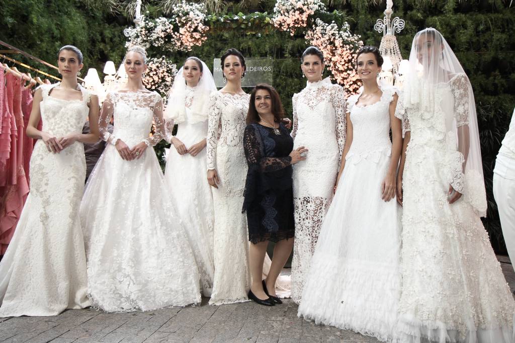 Estilista Martha Medeiros fará desfile especializado em noivas