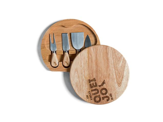 Tábua para queijo, R$189,00 - Reserva, 2512-7063 Tábua para queijo, R$189,00 - Reserva, 2512-7063
