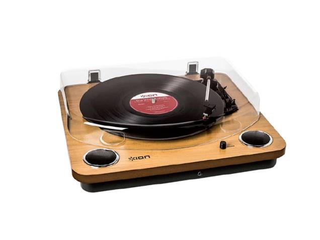 Vitrola, R$949,00 - Walmart, www.walmart.com.br Vitrola, R$949,00 - Walmart, www.walmart.com.br
