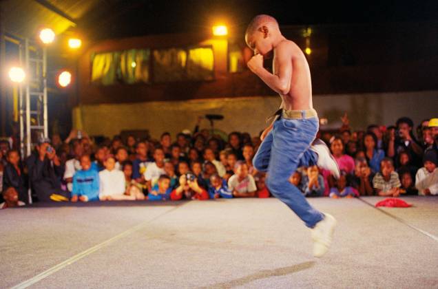 Fotógrafa francesa registrou a dança e a musicalidade dos cariocas