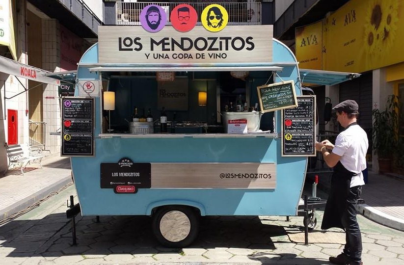 Los Mendozitos: food truck de vinhos e espumantes argentinos