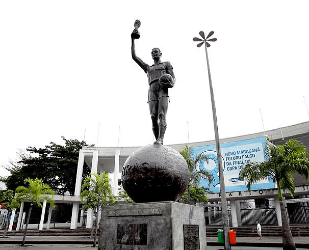 Estatua do Bellini