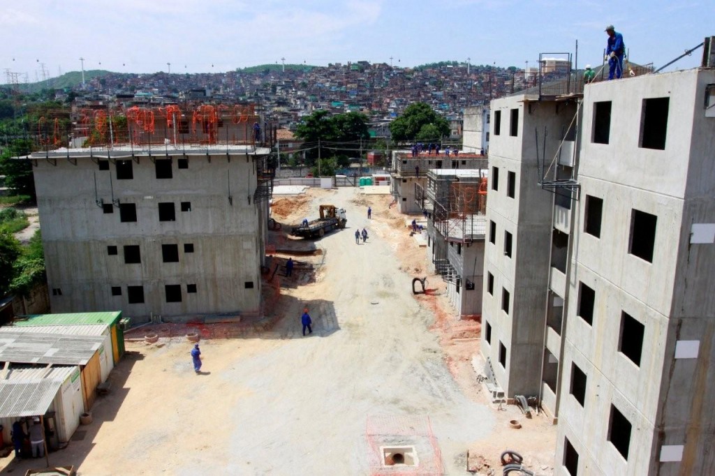 Obras do PAC do Alemão