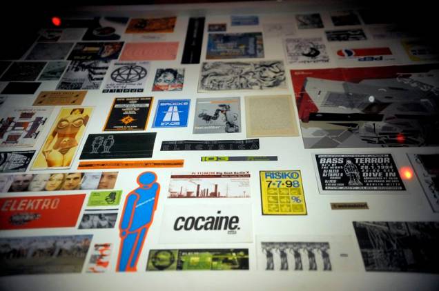A exposição Zeitgeist: a Arte da Nova Berlim reúne trabalhos de 29 artistas contemporâneos A exposição Zeitgeist: a Arte da Nova Berlim reúne trabalhos de 29 artistas contemporâneos