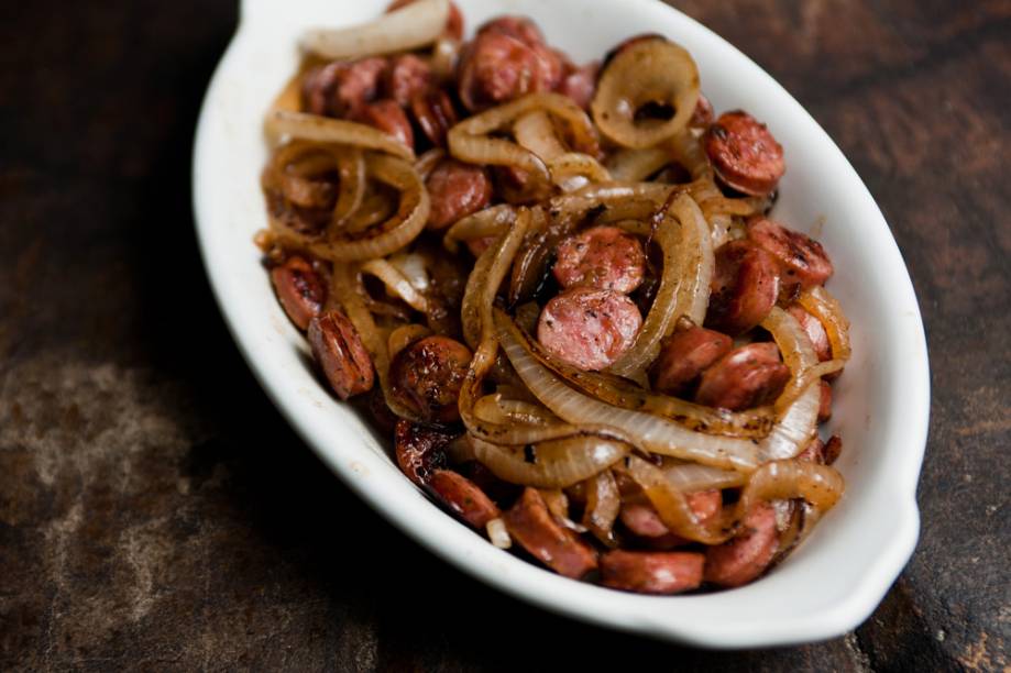 Linguiça de cordeiro: no Arab