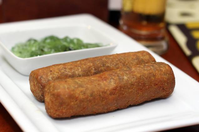 Croquete de carne: clássico do BarduBom Croquete de carne: clássico do BarduBom