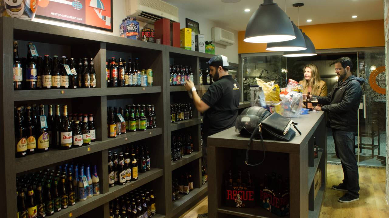 bares-tl-pag-48-mestre_cervejeiro-1.jpeg