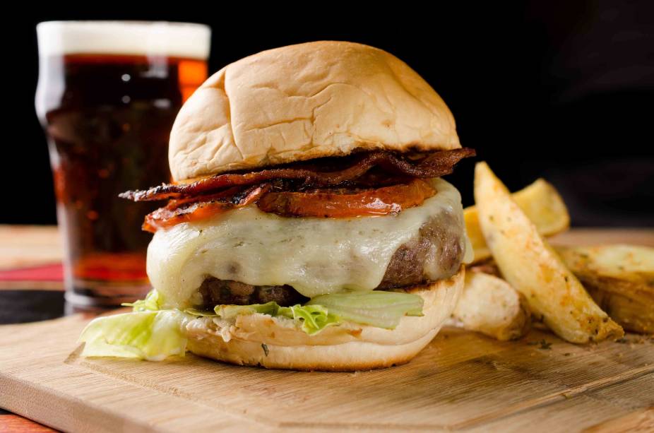 Espaço Carioquinha: burger da casa