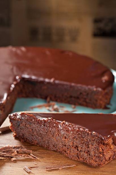 Mud cake da Casa Carandaí: chocolate meio-amargo e iogurte