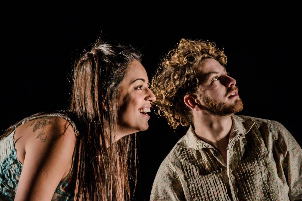 Pri Helena e Luan Vieira em cena