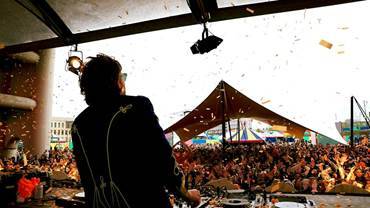 O DJ Bakermat: performances na turnê Circus