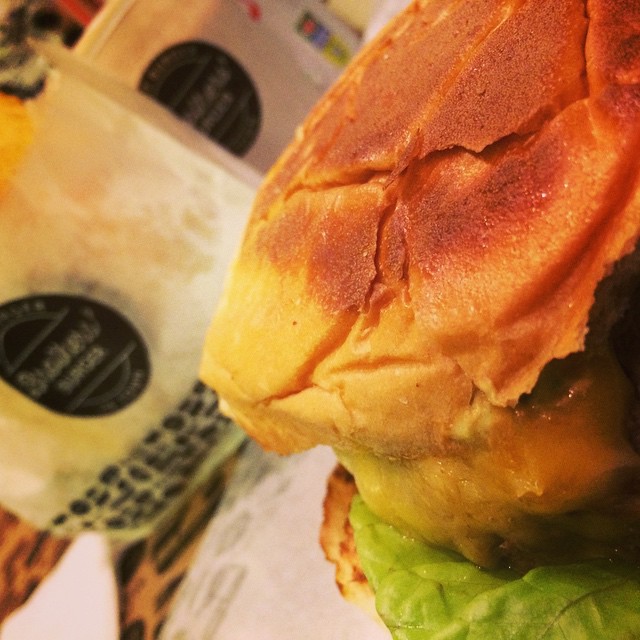 ficerolim-brother-s-burger.jpeg