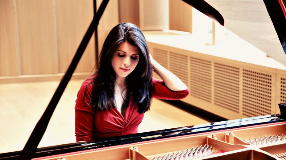 De volta ao Brasil após cinco anos, Sylvia Thereza interpreta Beethoven e Schumann
