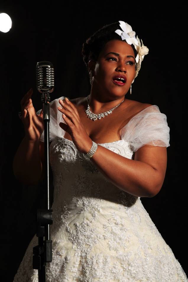 Lilian Valeska: como Billie Holiday em Amargo Fruto