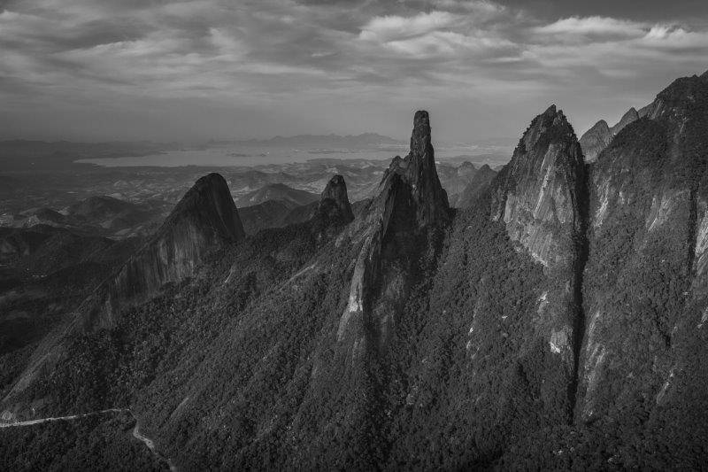 Ricardo Azoury e Luca Atalla  tiraram fotos de um helicópetero para mostrar ângulos incomuns da cidade