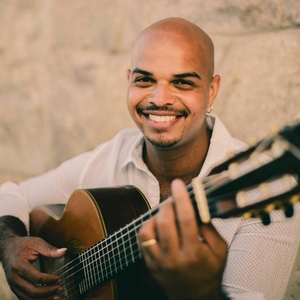 Marcel Powell: tributo ao pai