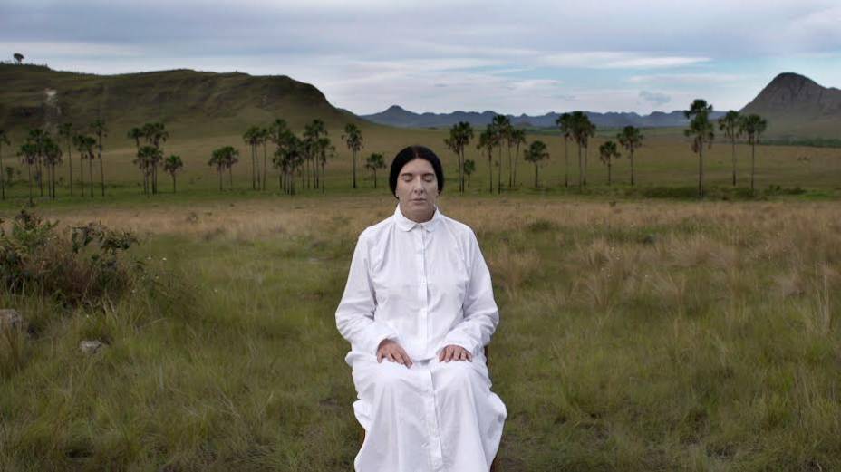 Espaço Além - Marina Abramovic e o Brasil