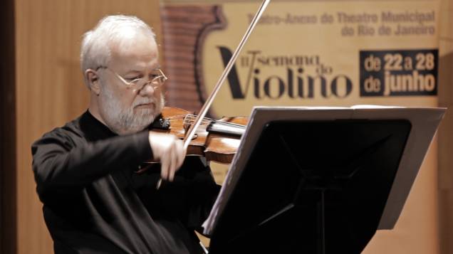 O solista Paulo Bosisio é uma das atrações da III Semana do Violino