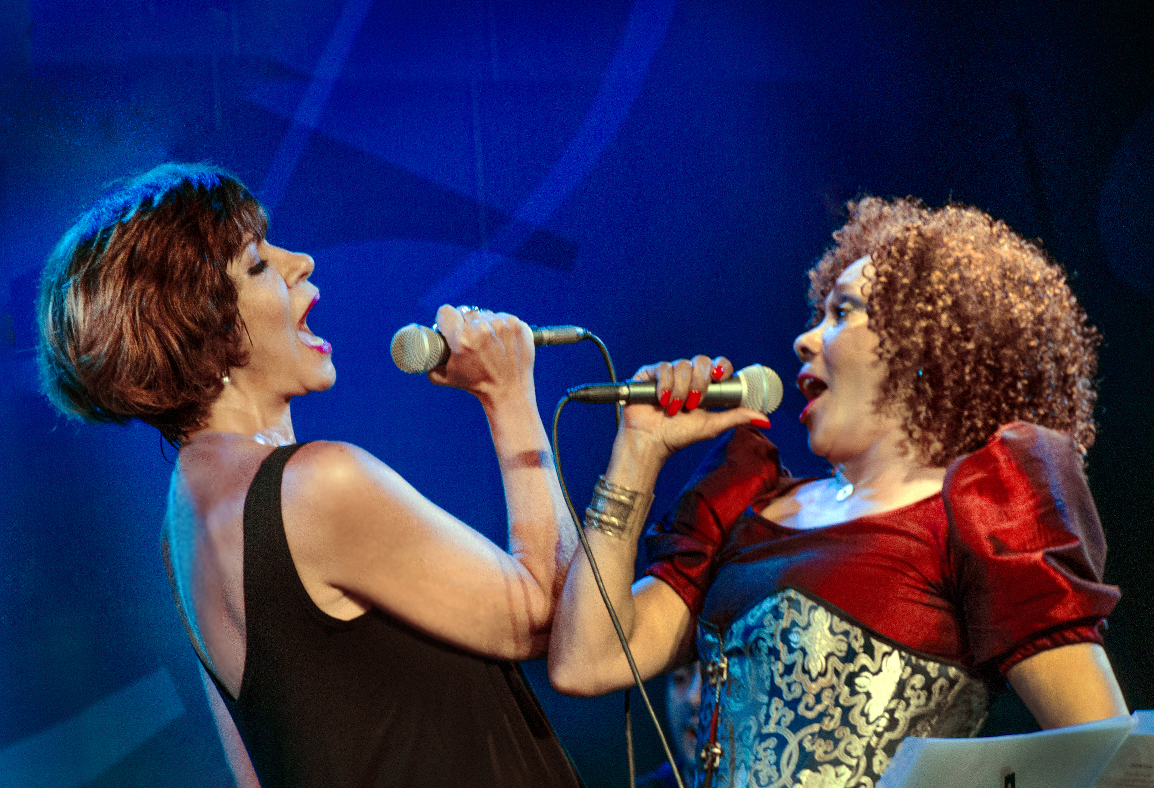 Sandra Pêra e Dhu Moraes ©  B E T I   N I E M E Y E R