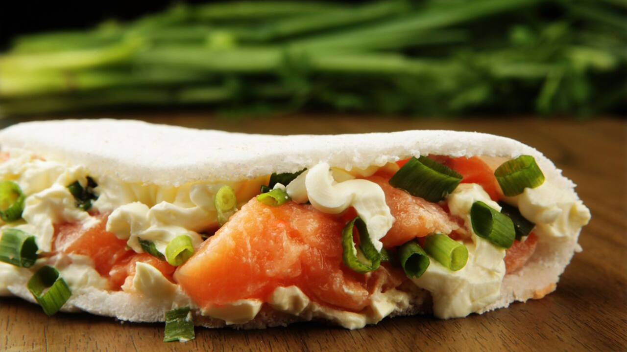 sashimi-de-salmao-com-cream-cheese.jpeg
