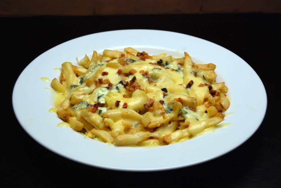 Star Pub: cheese fries