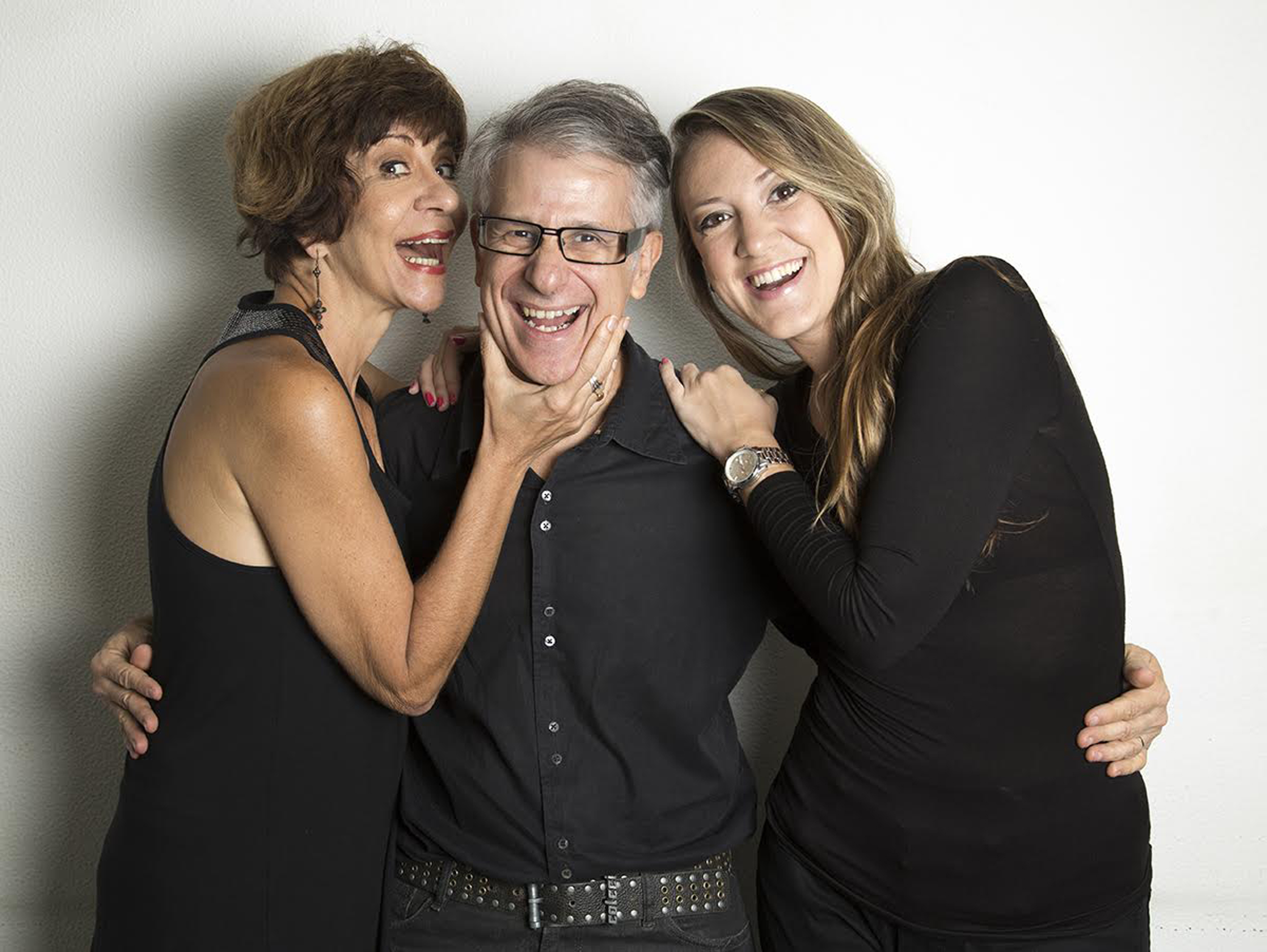 01-sandra_pera_claudio_torres_gonzaga_bia_guedes_credito_kelson_spalato.jpeg
