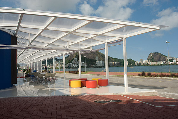 O visual do cine bar do Cinépolis Lagoon, no Estádio de Remo da Lagoa<br> O visual do cine bar do Cinépolis Lagoon, no Estádio de Remo da Lagoa<br>
