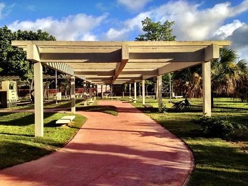 Ciclovia que atravessa o parque foi refeita, e a nova &aacute;rea verde vai ajudar na drenagem durante as chuvas<br>