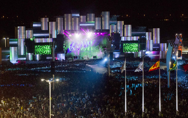 Festival recebeu 100 000 pessoas por dia em seus 150 000 metros quadrados<br> Festival recebeu 100 000 pessoas por dia em seus 150 000 metros quadrados<br>